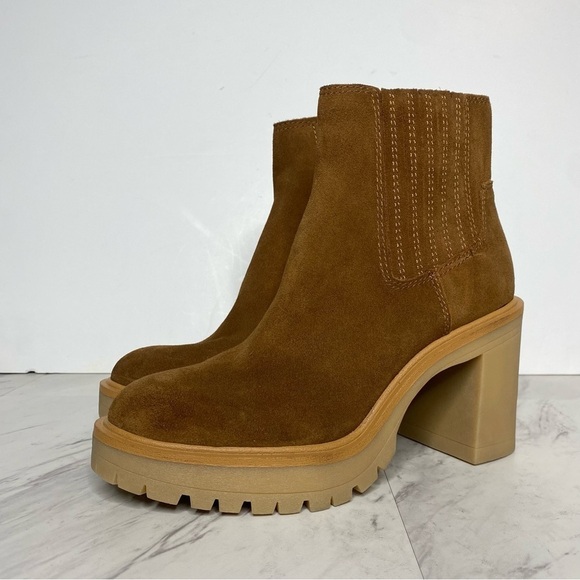 Dolce Vita Caster Brown Suede Lug Sole Bootie 8 1/2 - Picture 16 of 16
